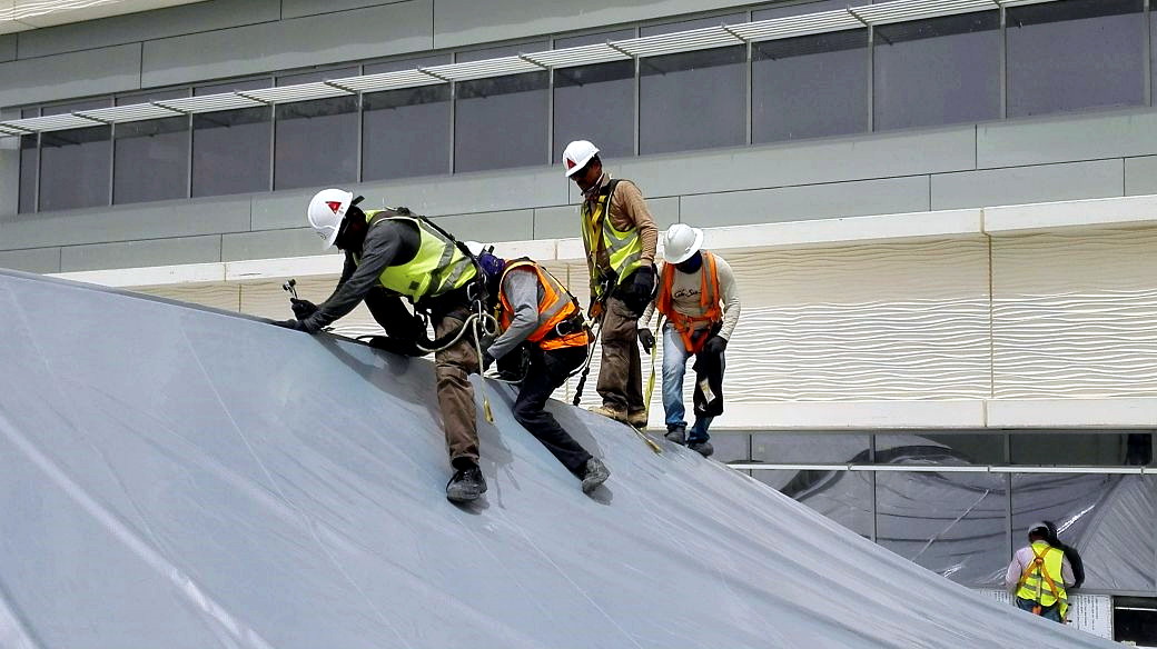Specialist tensile membrane installation team experience