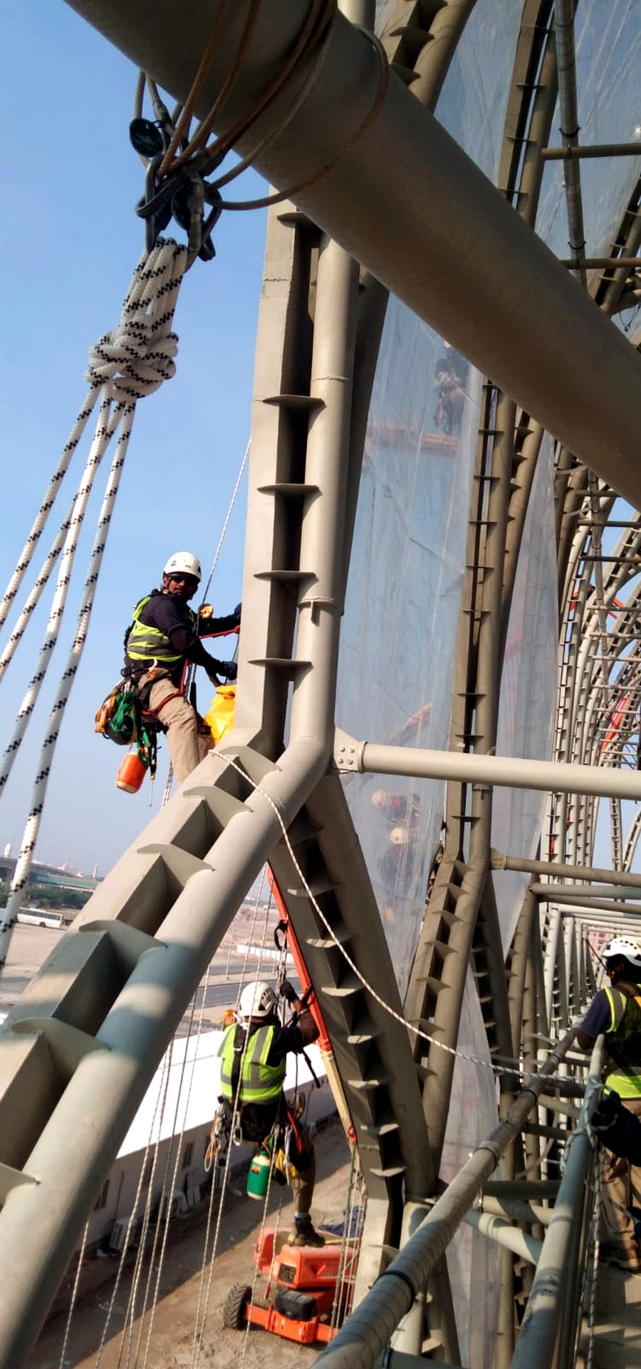 IRATA rope access roofing and facade works experience